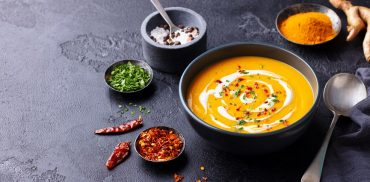 Rezept für Karotte Ingwer-Kokos-Suppe mit Koriander